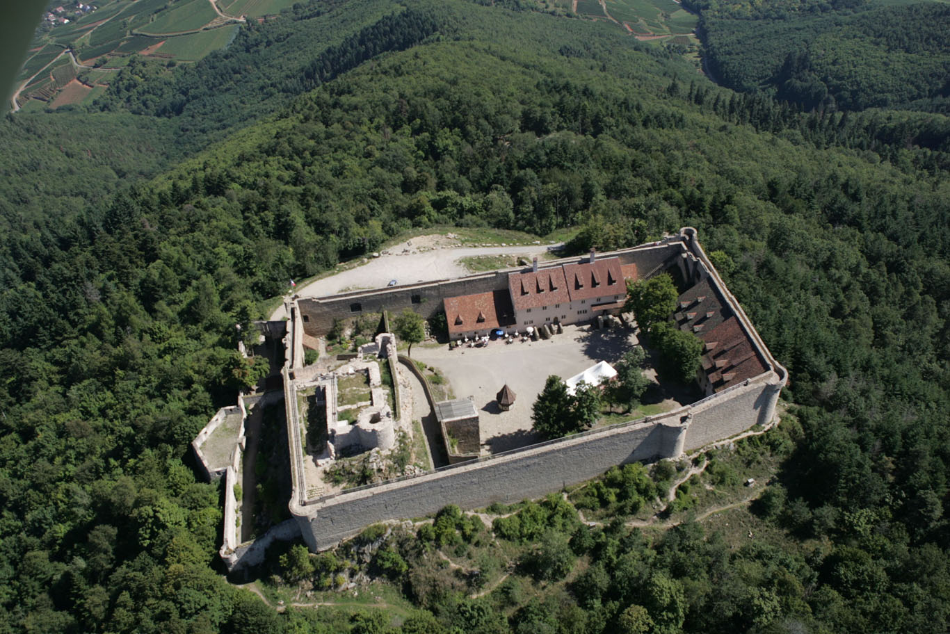 Le château du Hohlandsbourg - Châteaux Forts Alsace