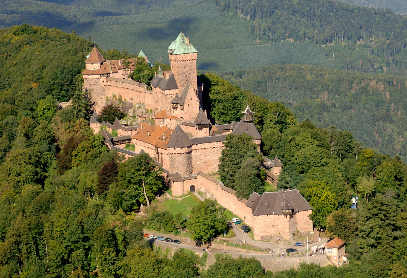 Le Château Du Haut Koenigsbourg Châteaux Forts Alsace - 